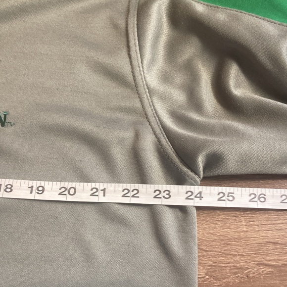 Pre Owned Large OVB Gray & Green Oregon Ducks 1/4 Zip Pull Over - Picture 5 of 9